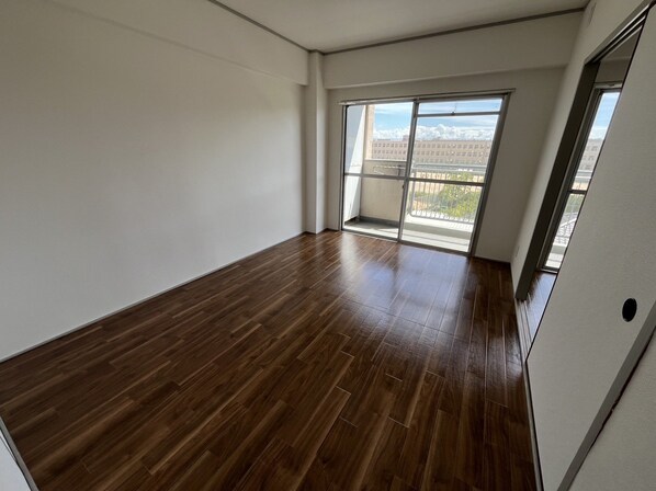 マンション紫明園の物件内観写真